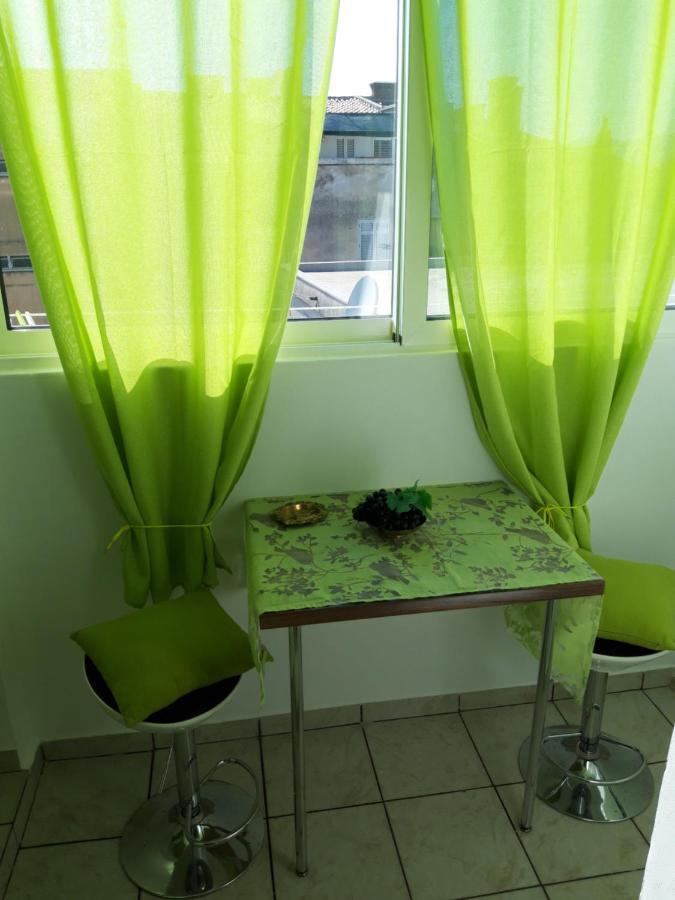 Rooms And Apartment Stambuk II Split Ngoại thất bức ảnh