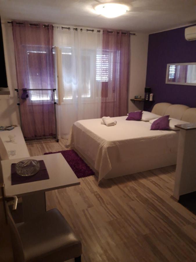 Rooms And Apartment Stambuk II Split Ngoại thất bức ảnh